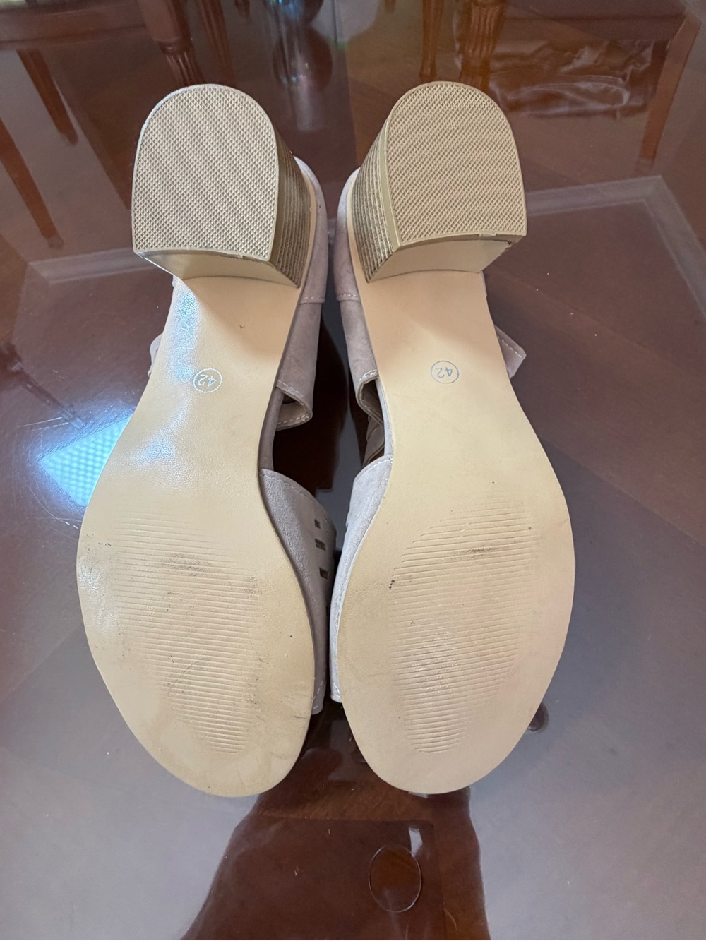 Women’s Open-Toe Cutout Ankle-Wrap Sandals in Taupe - Picture 4 of 5